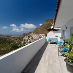 Casa Nuestra אגאטה