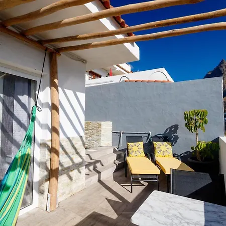 Casa Nuestra *